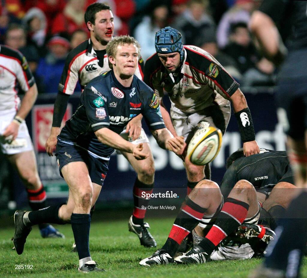 29 February 2008; Dwayne Peel, Llanelli Scarlets. Magners League, Ulster v Llanelli Scarlets, Ravenhill Park, Belfast, Co. Antrim. Picture credit: Oliver McVeigh / SPORTSFILE