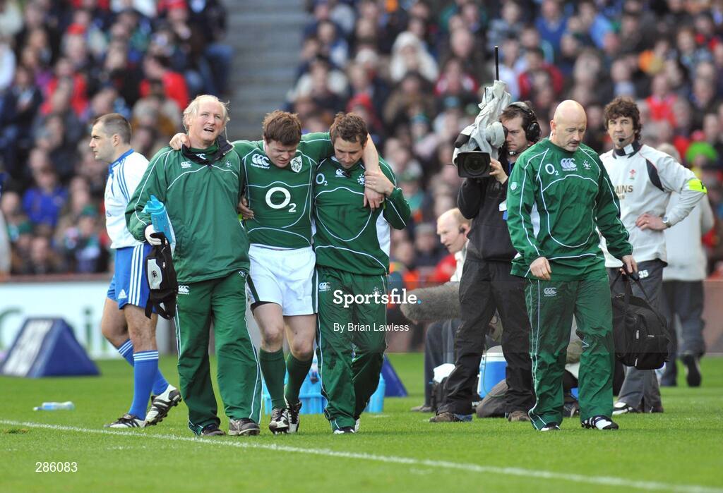 8 March 2008; Ireland's Brian O'Driscoll leaves the field with an injury. RBS Six Nations Rugby Championship, Ireland v Wales, Croke Park, Dublin. Picture credit: Brian Lawless / SPORTSFILE