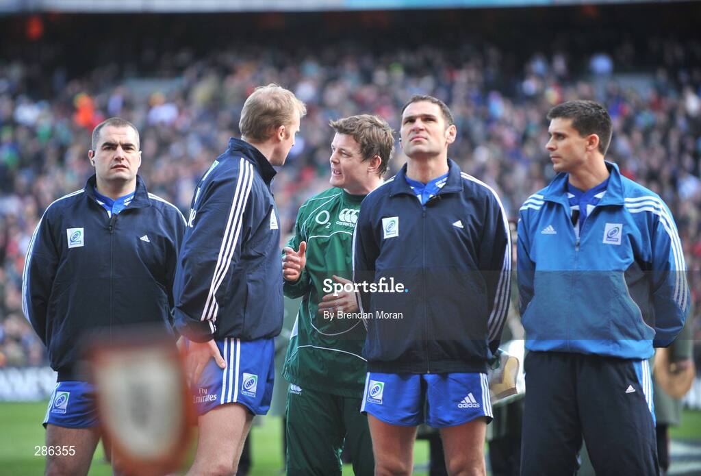 8 March 2008; Ireland captain Brian O'Driscoll speaking to referee Wayne Barnes before the start of the game. RBS Six Nations Rugby Championship, Ireland v Wales, Croke Park, Dublin. Picture credit: Brendan Moran / SPORTSFILE