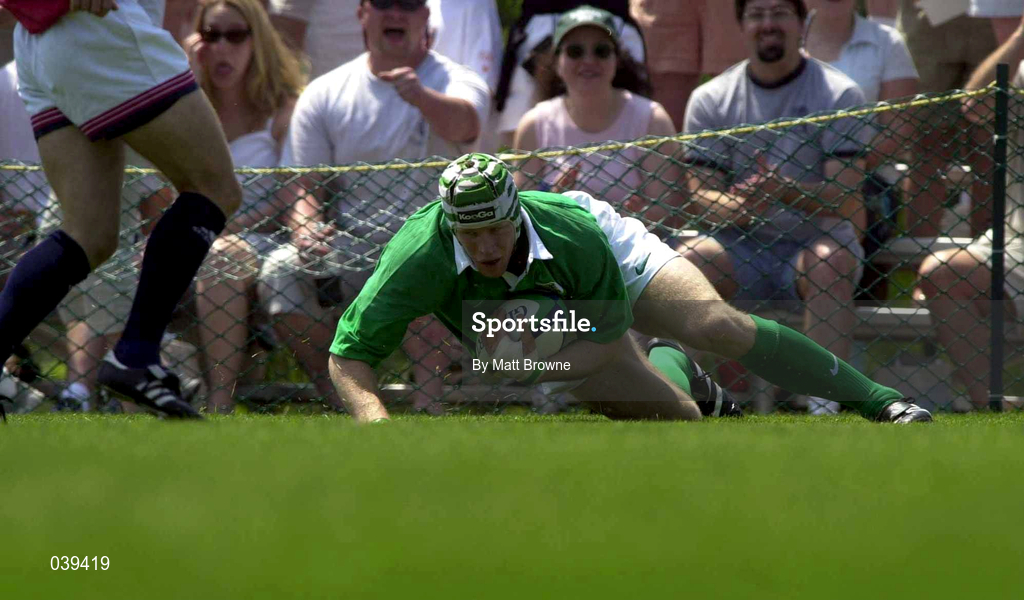10 June 2000; Simon Easterby of Ireland goes over for his side's opening try during the Rugby International match between USA and Ireland at Singer Family Park in Manchester, New Hampshire, USA. Photo by Matt Browne/Sportsfile