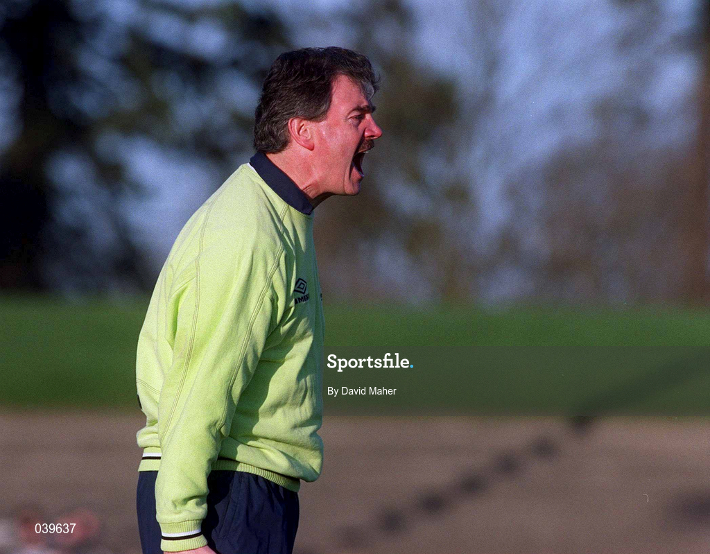 13 February 2000; Shamrock Rovers manager Damien Richardson during the Eircom League Premier Division match between Shamrock Rovers and Finn Harps at Morton Stadium in Santry, Dublin. Photo by David Maher/Sportsfile