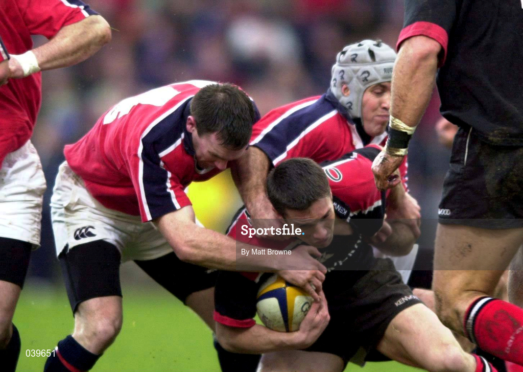 8 January 2000; Daragh O'Mahony of Saracens is tackled by Munster's John Kelly, left, and Michael Mullins during the Heineken Cup Pool 4 Round 5 match between Munster and Saracens at Thomond Park in Limerick. Photo by Matt Browne/Sportsfile
