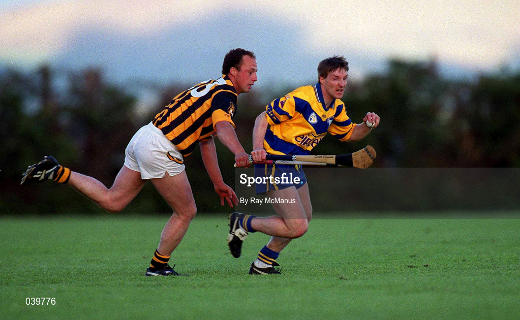 28 May 2000; Jamesie O'Connor of Clare in action against Andy Comerford of Kilkenny during the Senior Hurling Challenge match between Kilkenny and Clare at Young Ireland's GAA Ground in Kilkenny. Photo by Ray McManus/Sportsfile