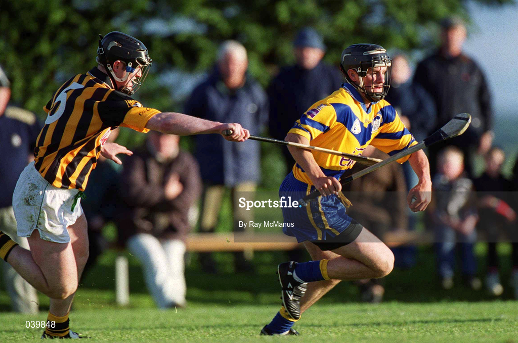 28 February 2000; Alan Markham of Clare, in action against Liam Doyle of Kilkenny during the Senior Hurling Challenge match between Kilkenny and Clare at Young Ireland's GAA Ground in Gowran, Kilkenny. Photo by Ray McManus/Sportsfile