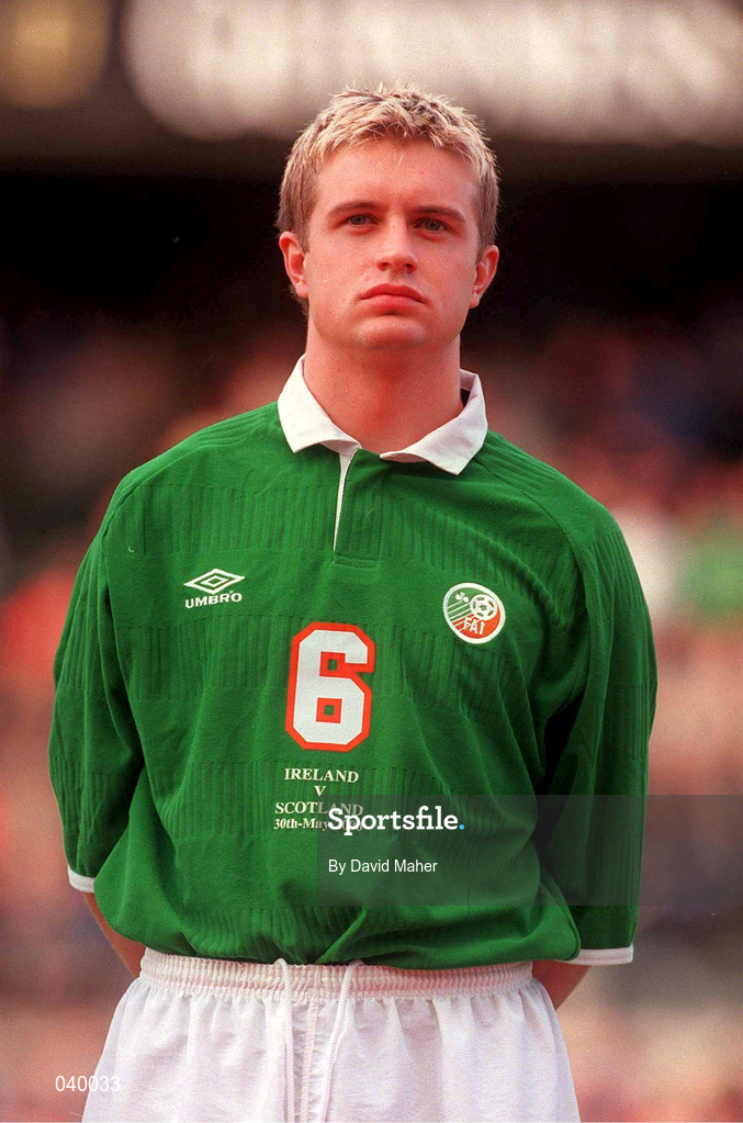 30 May 2000; Stephen McPhail of Republic of Ireland during the International Friendly match between Republic of Ireland and Scotland at Lansdowne Road in Dublin. Photo by David Maher/Sportsfile
