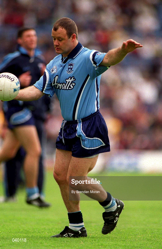 11 June 2000; Vinny Murphy of Dublin during the Bank of Ireland Leinster Senior Football Championship Quarter-Final match between Dublin and Wexford at Croke Park in Dublin. Photo by Brendan Moran/Sportsfile