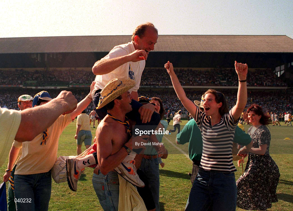 6 August 1995; Clare manager Ger Loughnane celebrates with supporters following their victory in the Guinness All-Ireland Senior Hurling Championship Semi-Final match between Clare and Galway at Croke Park in Dublin. Photo by David Maher/Sportsfile