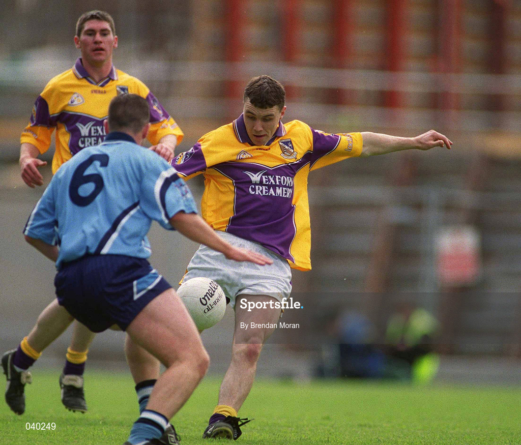 11 June 2000; Jason Lawlor of Wexford during the Bank of Ireland Leinster Senior Football Championship Quarter-Final match between Dublin and Wexford at Croke Park in Dublin. Photo by Brendan Moran/Sportsfile