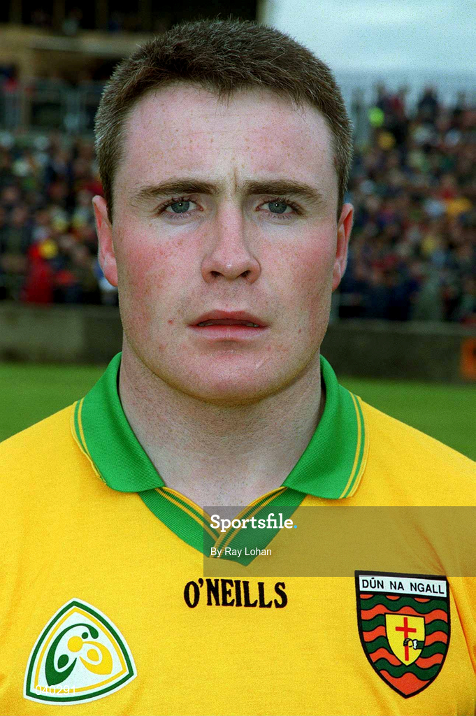 11 June 2000; John Gildea of Donegal prior to the Bank of Ireland Ulster Senior Football Championship Quarter-Final match between Donegal and Fermanagh at MacCumhail Park in Ballybofey, Donegal. Photo by Ray Lohan/Sportsfile