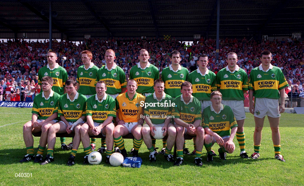 18 June 2000; The Kerry team prior to the Bank of Ireland Munster Senior Football Championship Semi-Final match between Kerry and Cork at Fitzgerald Stadium in Killarney, Kerry. Photo by Damien Eagers/Sportsfile