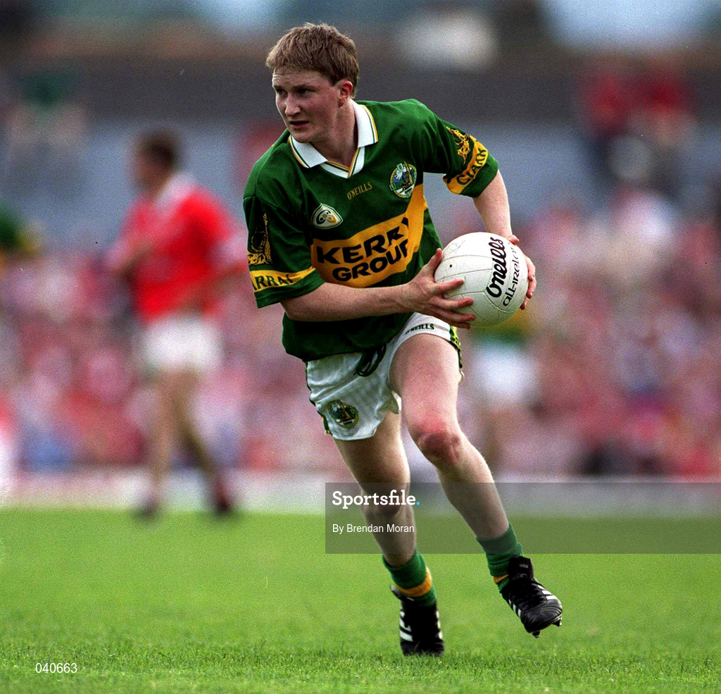 18 June 2000; Mike Frank Russell of Kerry during the Bank of Ireland Munster Senior Football Championship Semi-Final match between Kerry and Cork at Fitzgerald Stadium in Killarney, Kerry. Photo by Brendan Moran/Sportsfile