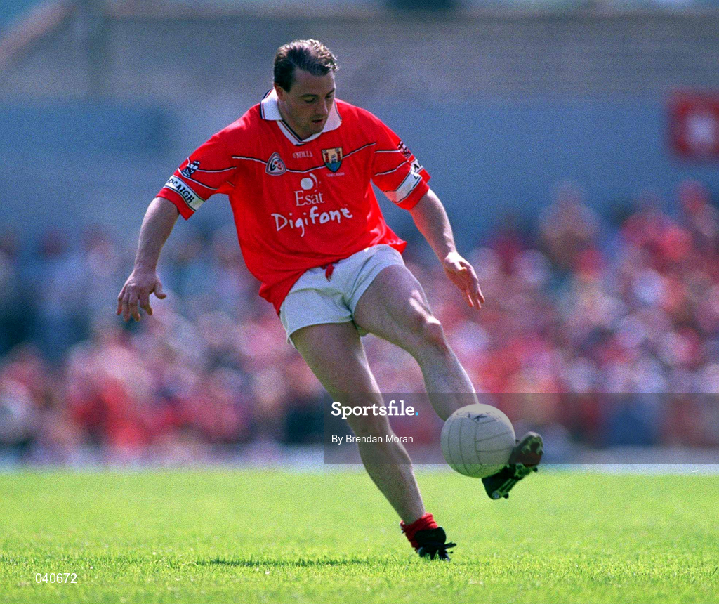 18 June 2000; Stephen O'Brien of Cork during the Bank of Ireland Munster Senior Football Championship Semi-Final match between Kerry and Cork at Fitzgerald Stadium in Killarney, Kerry. Photo by Brendan Moran/Sportsfile