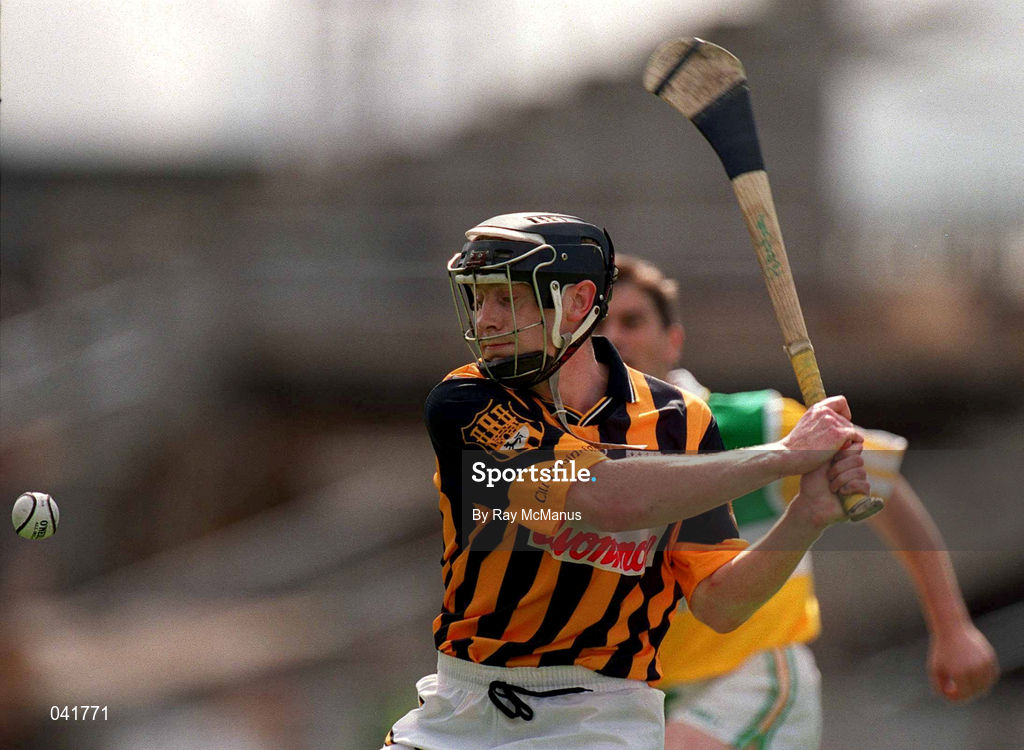 9 July 2000; Peter Barry of Kilkenny during the Guinness Leinster Senior Hurling Championship Final between Kilkenny and Offaly at Croke Park in Dublin. Photo by Ray McManus/Sportsfile