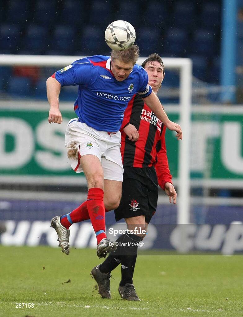 2 February 2008; William Murphy, Linfield. CIS Insurance Cup Final, Crusaders v Linfield, Windsor Park, Belfast, Co. Antrim. Picture credit; Oliver McVeigh / SPORTSFILE