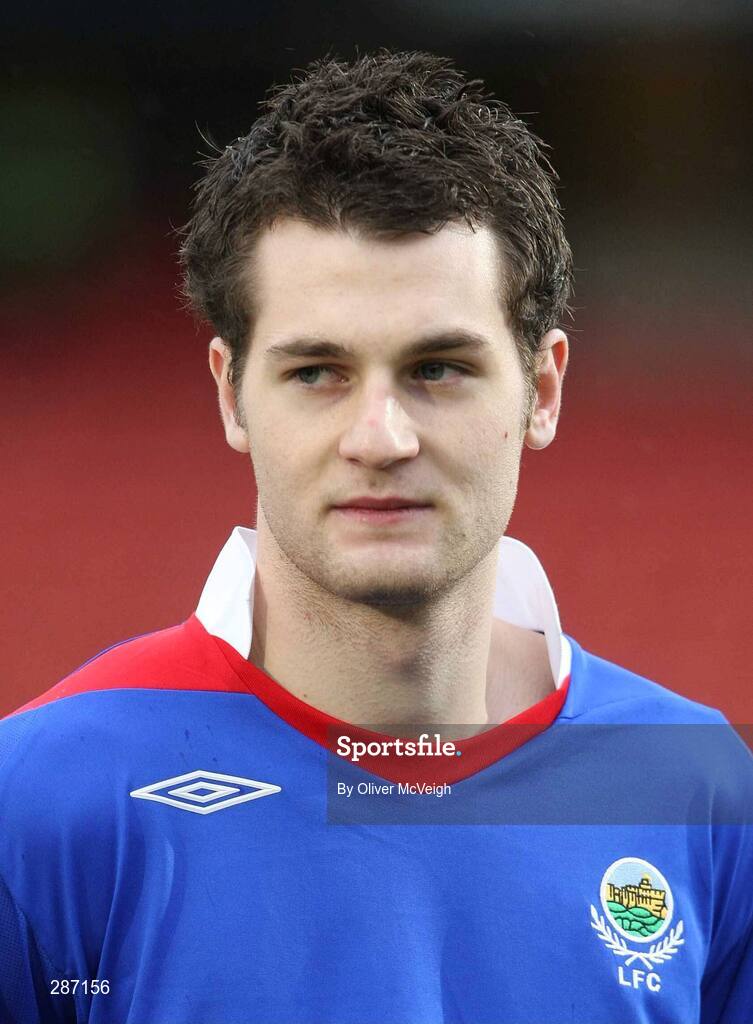 2 February 2008; Thomas Stewart, Linfield. CIS Insurance Cup Final, Crusaders v Linfield, Windsor Park, Belfast, Co. Antrim. Picture credit; Oliver McVeigh / SPORTSFILE