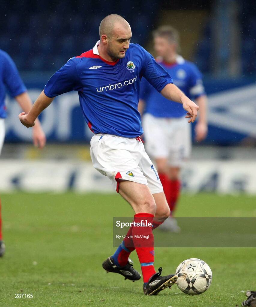 2 February 2008; Paul McAreavey, Linfield. CIS Insurance Cup Final, Crusaders v Linfield, Windsor Park, Belfast, Co. Antrim. Picture credit; Oliver McVeigh / SPORTSFILE