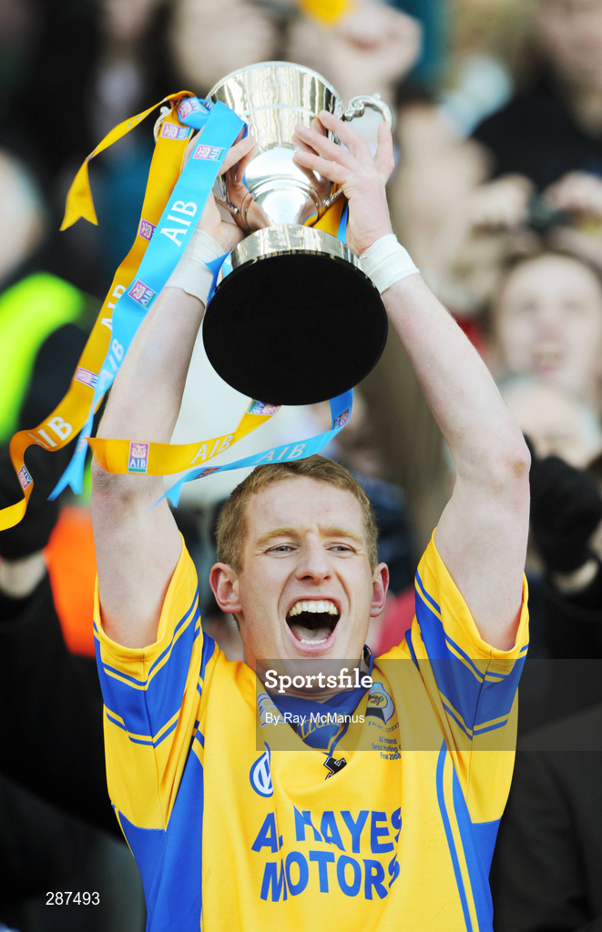 17 March 2008; Portumna captain Ollie Canning lifts the Tommy Moore cup after the game. AIB All-Ireland Club Hurling Final - Portumna v Birr, Croke Park, Dublin. Picture credit; Ray McManus / SPORTSFILE