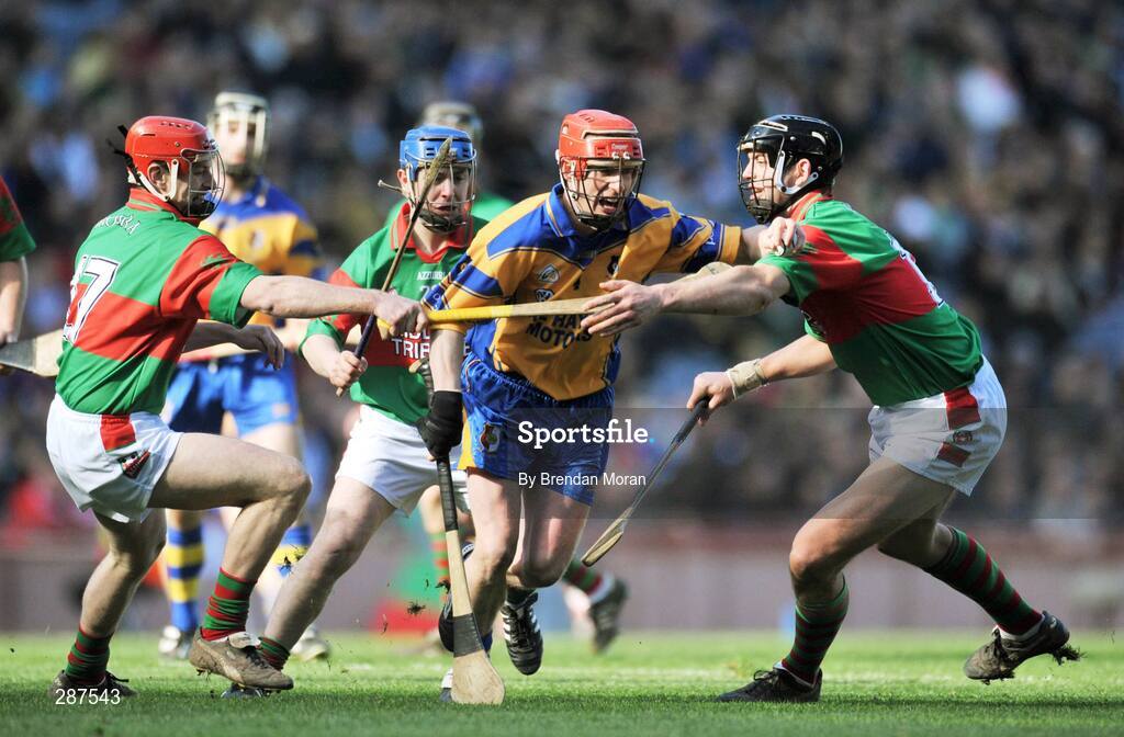 17 March 2008; Ollie Canning, Portumna, in action against Paul Molloy, Michael Dwane and Gary Hanniffy, Birr. AIB All-Ireland Club Hurling Final - Portumna v Birr, Croke Park, Dublin. Picture credit; Brendan Moran / SPORTSFILE *** Local Caption ***
