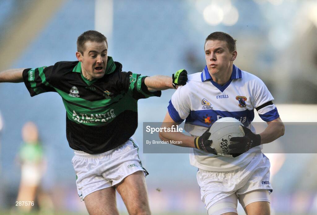 17 March 2008; Mossy Quinn, St Vincent's, in action against Niall Geary, Nemo Rangers. AIB All-Ireland Club Football Final - St Vincent's v Nemo Rangers, Croke Park, Dublin. Picture credit; Brendan Moran / SPORTSFILE