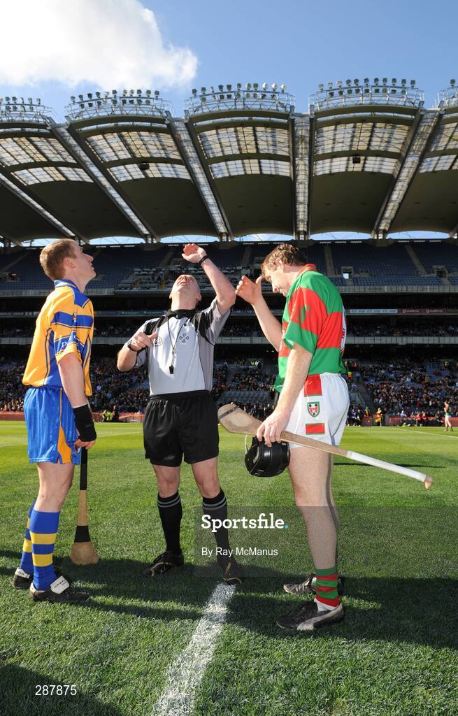 17 March 2008; Portumna captain Ollie Canning, left, and Birr captain Brian Whelahan look on as referee John Sexton tosses the coin before the game. AIB All-Ireland Club Hurling Final, Portumna v Birr, Croke Park, Dublin. Picture credit; Ray McManus / SPORTSFILE