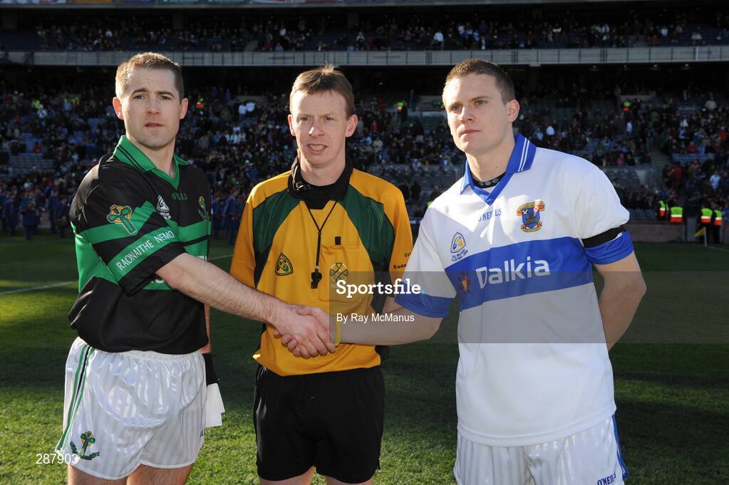 17 March 2008; Nemo Rangers captain Niall Geary, left, and St Vincents captain Tomas Quinn shake hands in front of referee Joe McQuillan. AIB All-Ireland Club Football Final, St Vincents v Nemo Rangers, Croke Park, Dublin. Picture credit; Ray McManus / SPORTSFILE