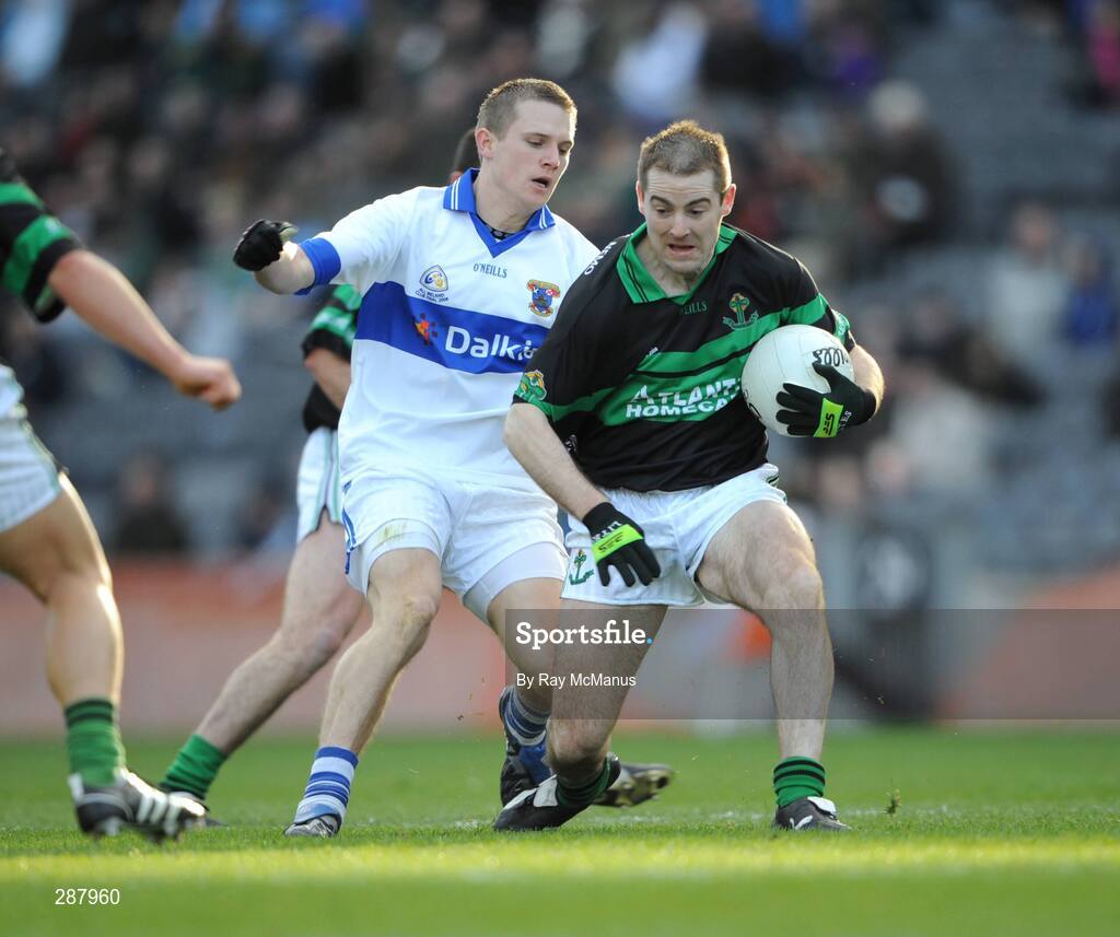 17 March 2008; Niall Geary, Nemo Rangers, in action against Tomas Quinn, St Vincents. AIB All-Ireland Club Football Final - St Vincents v Nemo Rangers, Croke Park, Dublin. Picture credit; Ray McManus / SPORTSFILE