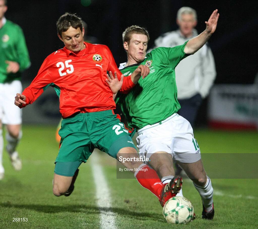 6 February 2008; Steve Davis, Northern Ireland, in action against Asen Karaslavov, Bulgaria. International Friendly, Northern Ireland v Bulgaria, Windsor Park, Belfast, Co. Antrim. Picture credit; Oliver McVeigh / SPORTSFILE