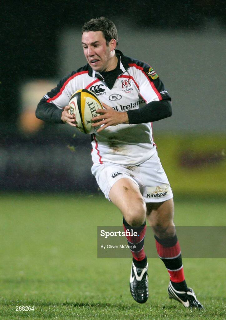 29 February 2008; Paddy Wallace, Ulster. Magners League, Ulster v Llanelli Scarlets, Ravenhill Park, Belfast, Co. Antrim. Picture credit: Oliver McVeigh / SPORTSFILE