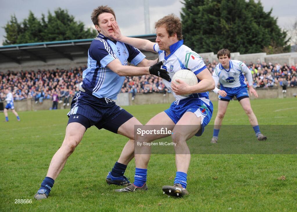 23 March 2008; Dermot McArdle, Monaghan, in action against Kevin Bonner, Dublin. Allianz National Football League, Division 2, Round 4, Dublin v Monaghan, Parnell Park, Dublin. Picture credit; Stephen McCarthy / SPORTSFILE