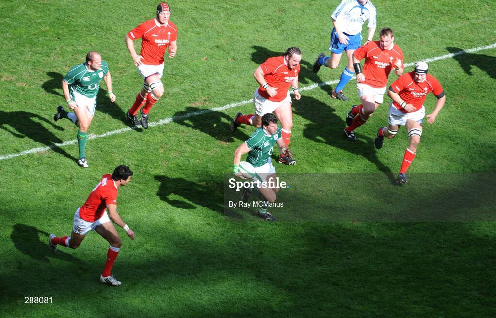 08 March 2008; Ireland's Shane Horgan in action against Wales. RBS Six Nations Rugby Championship, Ireland v Wales, Croke Park, Dublin. Picture credit: Ray McManus / SPORTSFILE