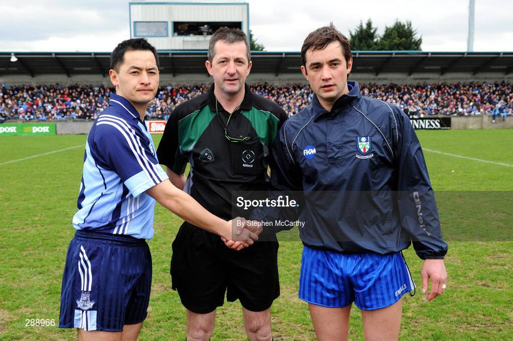 23 March 2008; Referee Syl Doyle with Dublin captain Jason Sherlock, left, and Monaghan captain Damien Freeman ahead of the game. Allianz National Hurling League, Division 2, Round 4, Dublin v Monaghan, Parnell Park, Dublin. Picture credit; Stephen McCarthy / SPORTSFILE