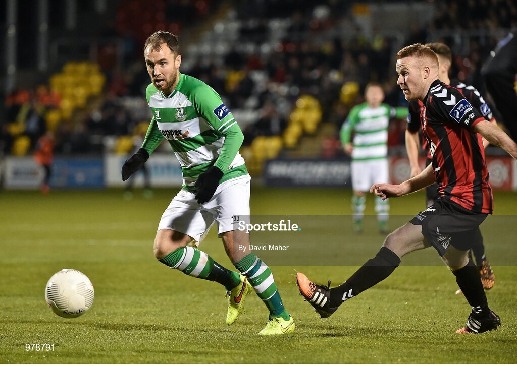 27 March 2015; Sean O'Connor, Shamrock Rovers, in action against Lorcan Fitzgerald, Bohemians. SSE Airtricity League Premier Division, Shamrock Rovers v Bohemians. Tallaght Stadium, Tallaght, Co. Dublin. Picture credit: David Maher / SPORTSFILE
