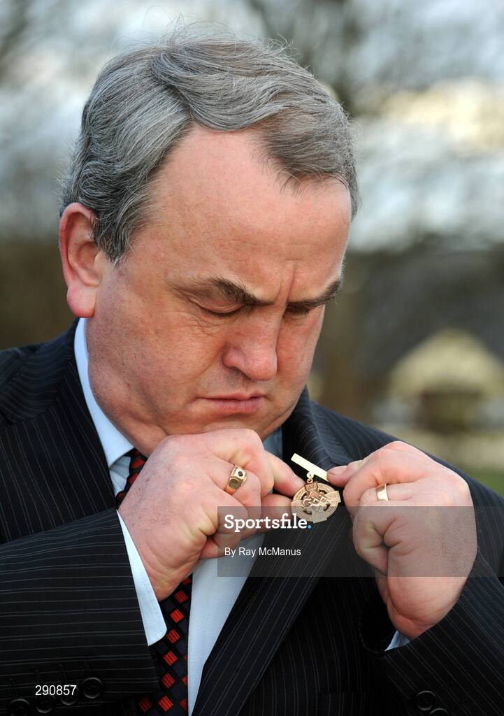 11 April 2008; GAA President Nickey Brennan adjusts the presidential medal on his lapel before the 2008 GAA Annual Congress. This is the first display of his new GAA logo on the medal. Radisson Hotel, Ballincar, Sligo. Picture credit: Ray McManus / SPORTSFILE