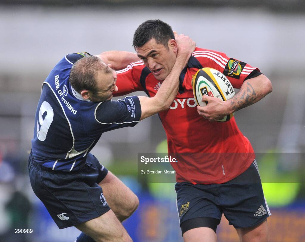 12 April 2008; Rua Tipoki, Munster, is tackled by Chris Whitaker, Leinster. Magners League, Leinster v Munster, RDS, Ballsbridge, Dublin. Picture credit: Brendan Moran / SPORTSFILE