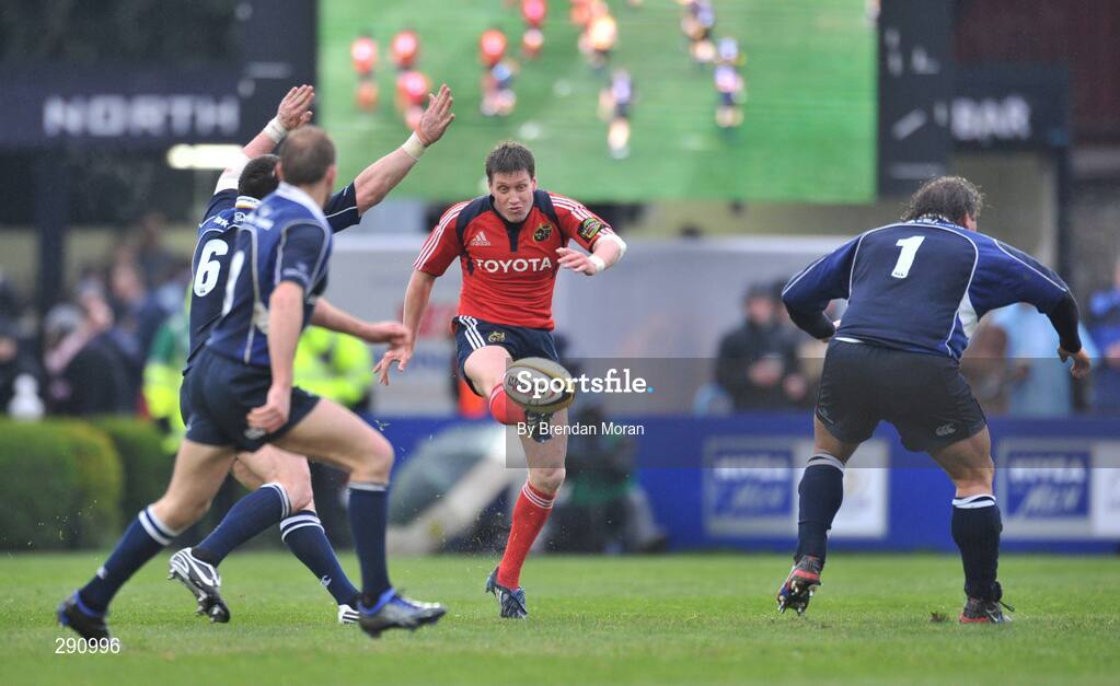 12 April 2008; Munster's Ronan O'Gara kicks for touch. Magners League, Leinster v Munster, RDS, Ballsbridge, Dublin. Picture credit: Brendan Moran / SPORTSFILE