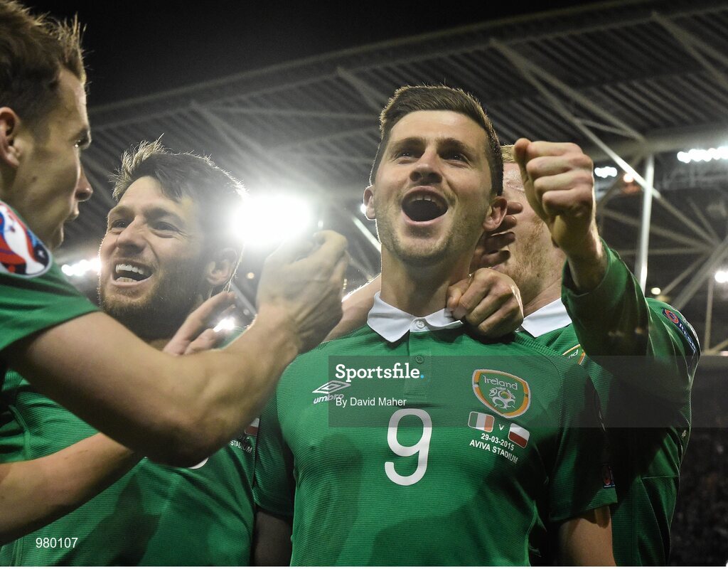 29 March 2015; Republic of Ireland's Shane Long, 9, celebrates with team-mates, from left to right, Seamus Coleman, Wesley Hoolahan and James McClean after scoring his side's equalising goal. UEFA EURO 2016 Championship Qualifier, Group D, Republic of Ireland v Poland. Aviva Stadium, Lansdowne Road, Dublin. Picture credit: David Maher / SPORTSFILE