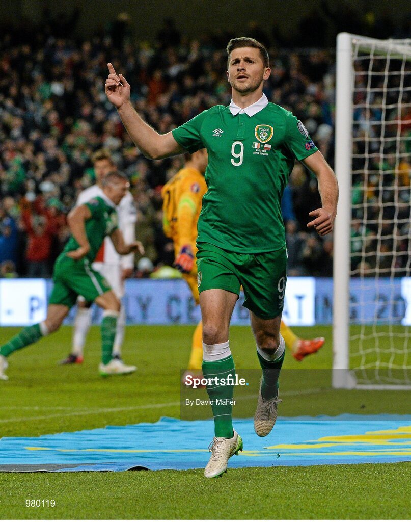 29 March 2015; Shane Long, Republic of Ireland, celebrates after scoring his side's equalizing goal. UEFA EURO 2016 Championship Qualifier, Group D, Republic of Ireland v Poland. Aviva Stadium, Lansdowne Road, Dublin. Picture credit: David Maher / SPORTSFILE
