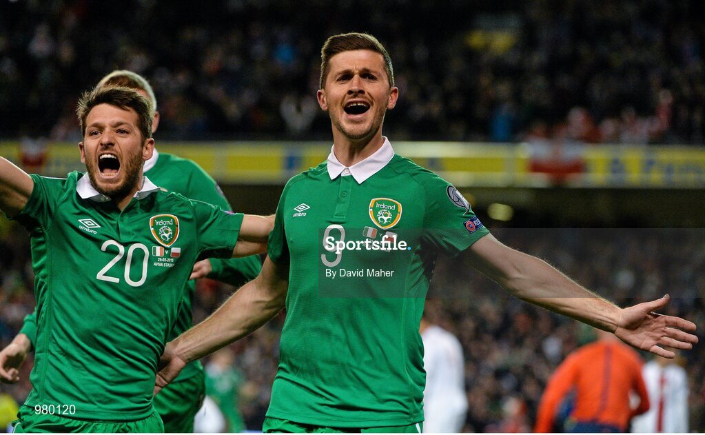 29 March 2015; Shane Long, Republic of Ireland, celebrates after scoring his side's equalizing goal with Wesley Hoolahan. UEFA EURO 2016 Championship Qualifier, Group D, Republic of Ireland v Poland. Aviva Stadium, Lansdowne Road, Dublin. Picture credit: David Maher / SPORTSFILE