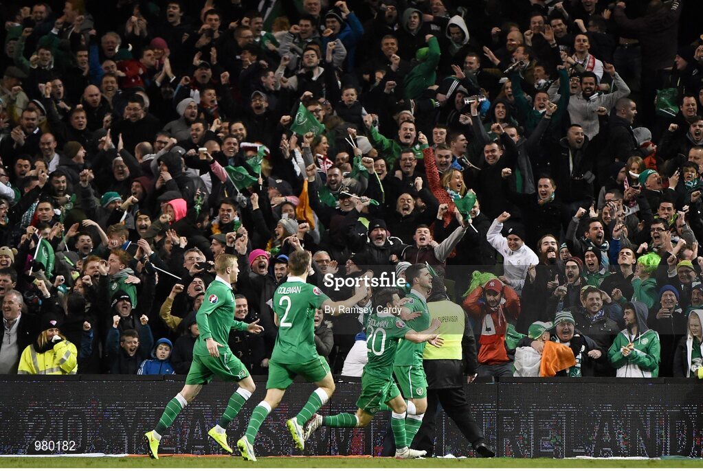 29 March 2015; Republic of Ireland's Shane Long, right, celebrates with team-mates, from left to right, James McClean, Seamus Coleman and Wesley Hoolahan after scoring his side's equalising goal. UEFA EURO 2016 Championship Qualifier, Group D, Republic of Ireland v Poland. Aviva Stadium, Lansdowne Road, Dublin. Picture credit: Ramsey Cardy / SPORTSFILE