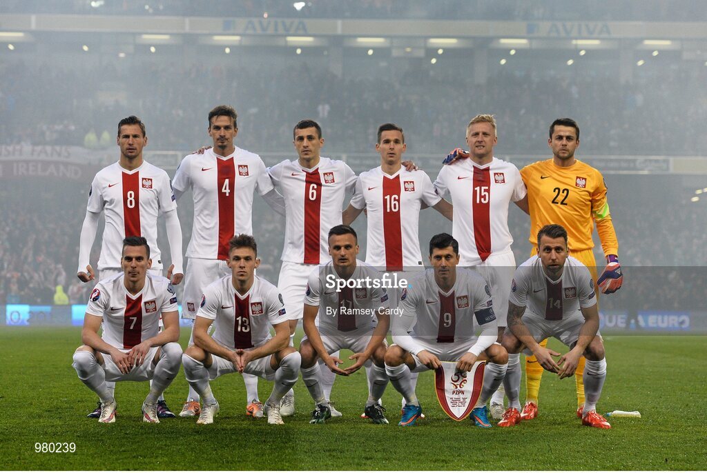 29 March 2015; The Poland team, back row, from left to right, Grzegorz Krychowiak, Lukasz Szukala, Grzegorz Krychowiak, Pawel Olkowski, Kamil Glik and Lukasz Fabianski. Front row, from left to right, Jakub Wawrzyniak, Robert Lewandowski, Slawomir Peszko, Maciej Rybus and Arkadiusz Milik. UEFA EURO 2016 Championship Qualifier, Group D, Republic of Ireland v Poland. Aviva Stadium, Lansdowne Road, Dublin. Picture credit: Ramsey Cardy / SPORTSFILE