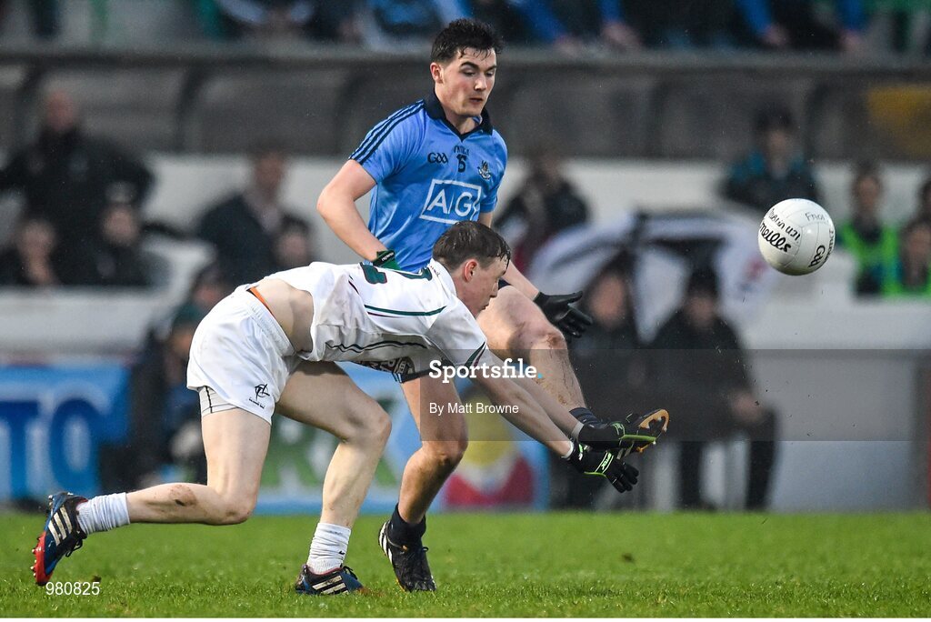 2 April 2015; Colm Basquel, Dublin, in action against Brian Byrne, Kildare. EirGrid Leinster U21 Football Championship Final, Dublin v Kildare. Páirc Táilteann, Navan, Co. Meath. Picture credit: Matt Browne / SPORTSFILE