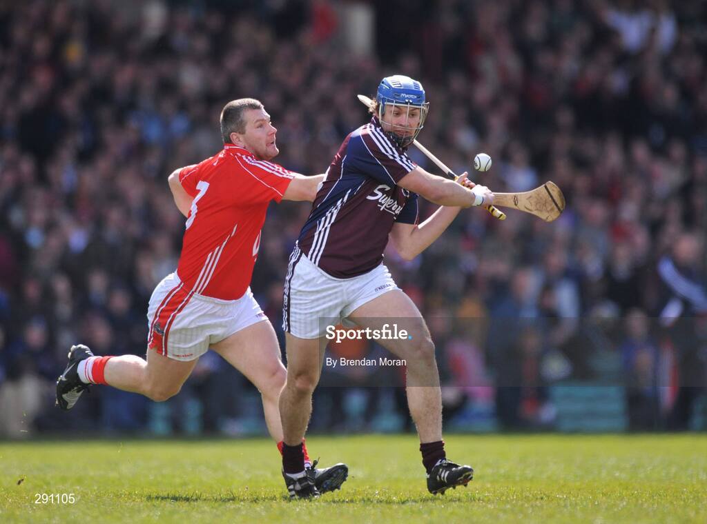 13 April 2008; Iarla Tannian, Galway, in action against Diarmuid O'Sullivan, Cork. Allianz National Hurling League, Division 1, semi-final, Cork v Galway, Gaelic Grounds, Limerick. Picture credit: Brendan Moran / SPORTSFILE