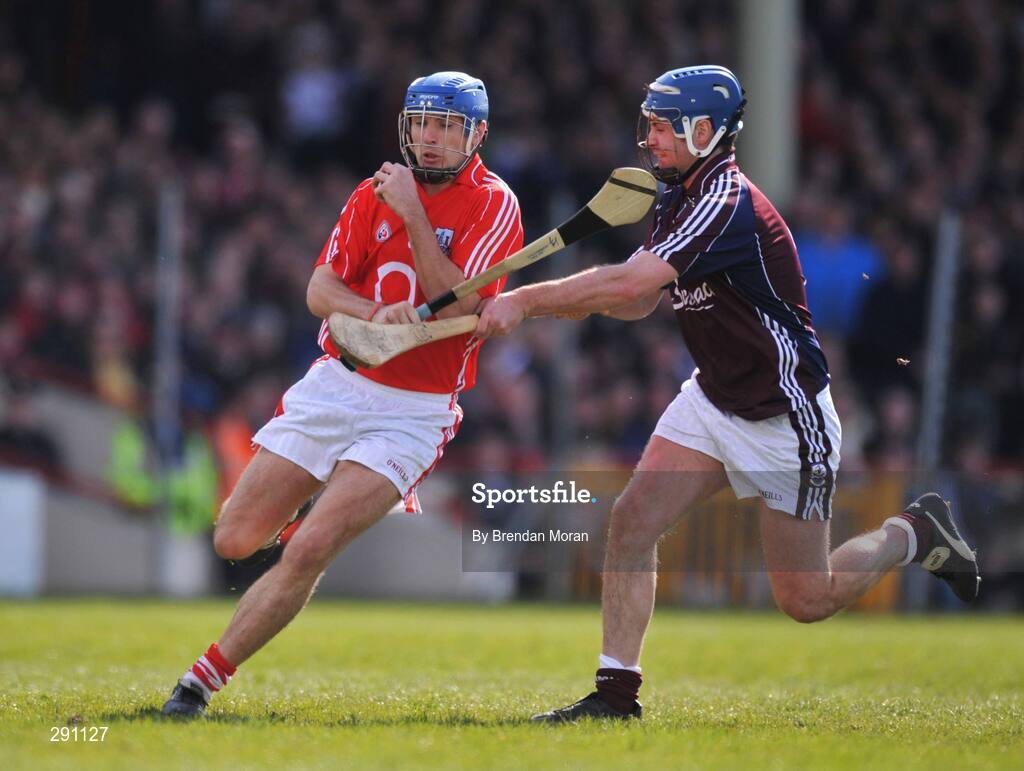13 April 2008; Tom Kenny, Cork, in action against Richie Murray, Galway. Allianz National Hurling League, Division 1, semi-final, Cork v Galway, Gaelic Grounds, Limerick. Picture credit: Brendan Moran / SPORTSFILE