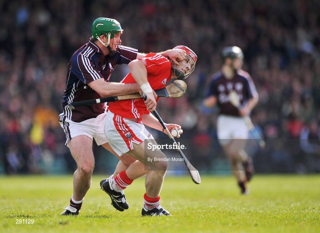 13 April 2008; Paudie O'Sullivan, Cork, in action against Conor Dervan, Galway. Allianz National Hurling League, Division 1, semi-final, Cork v Galway, Gaelic Grounds, Limerick. Picture credit: Brendan Moran / SPORTSFILE