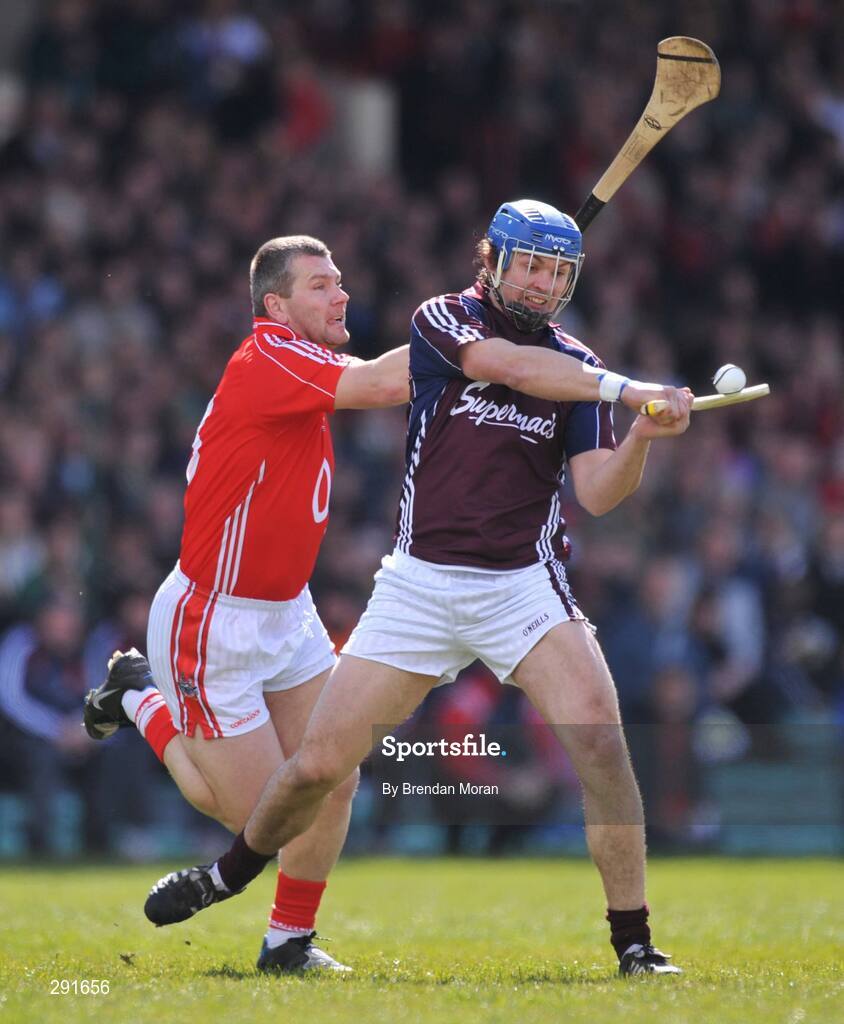 13 April 2008; Iarla Tannian, Galway, in action against Diarmuid O'Sullivan, Cork. Allianz National Hurling League, Division 1, semi-final, Cork v Galway, Gaelic Grounds, Limerick. Picture credit: Brendan Moran / SPORTSFILE