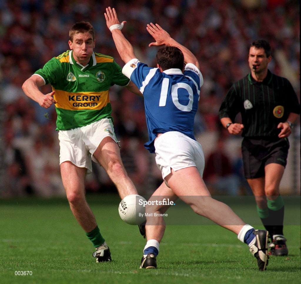 24 August 1997; Darragh O'Sé of Kerry in action against Peter Reilly of Cavan during the GAA Football All-Ireland Senior Championship Semi-Final match between Cavan and Kerry at Croke Park in Dublin. Photo by Matt Browne/Sportsfile