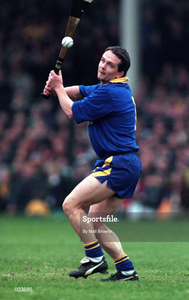 22 March 1998; David Fitzgerald of Clare during the Church & General National Hurling League Division 1A match between Limerick and Clare at the Gaelic Grounds in Limerick. Photo by Matt Browne/Sportsfile