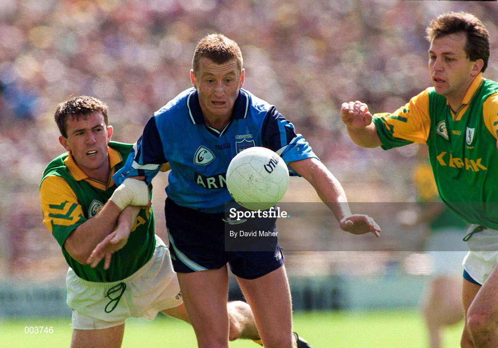 15 June 1997; Eamonn Heery of Dublin in action against Evan Kelly, left, and Brendan Reilly of Meath during the GAA Senior Football Championship Quarter-Final match between Meath and Dublin at Croke Park in Dublin. Photo by David Maher/Sportsfile