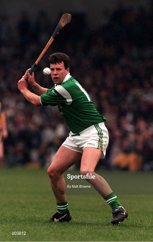 22 March 1998; Gary Kirby of Limerick during the Church & General National Hurling League Division 1A match between Limerick and Clare at the Gaelic Grounds in Limerick. Photo by Matt Browne/Sportsfile