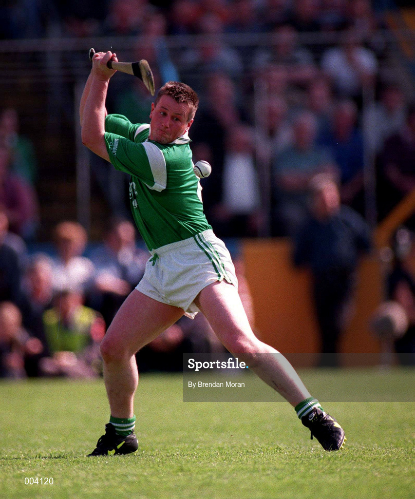 25 May 1997; Mike Houlihan of Limerick during the Munster Senior Hurling Championship Quarter-Final between Limerick and Waterford at Semple Stadium in Thurles, Tipperary. Photo by Brendan Moran/Sportsfile